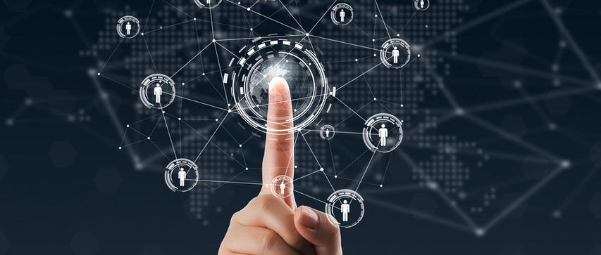 PHP 数组操作：简化时间段显示为单一范围